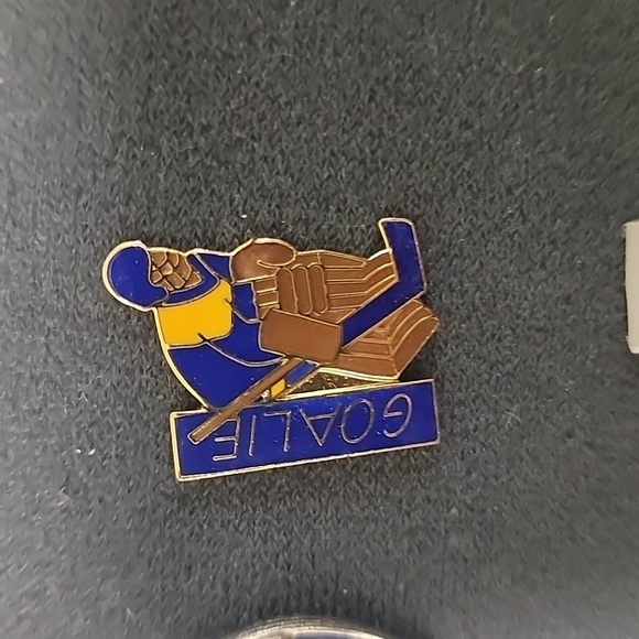 Pin Hockey Vintage URSS – Zolotaya Shaiba Goalie – Fabriqué Russie